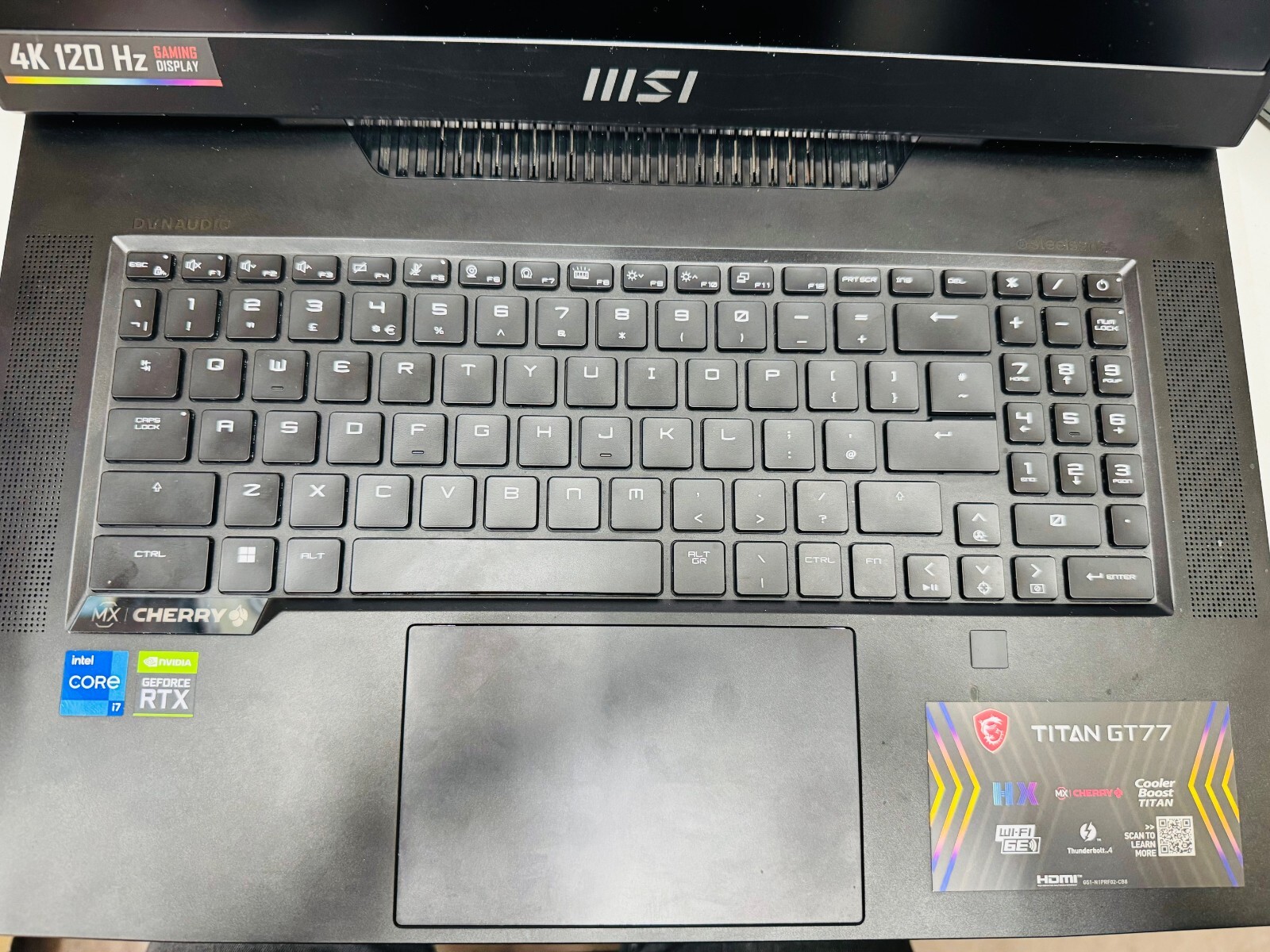 MSI Gaming Laptop Titan GT77 17.3″ i7 12th Gen 16GB 1TB RTX3070Ti ( Keep Crash)