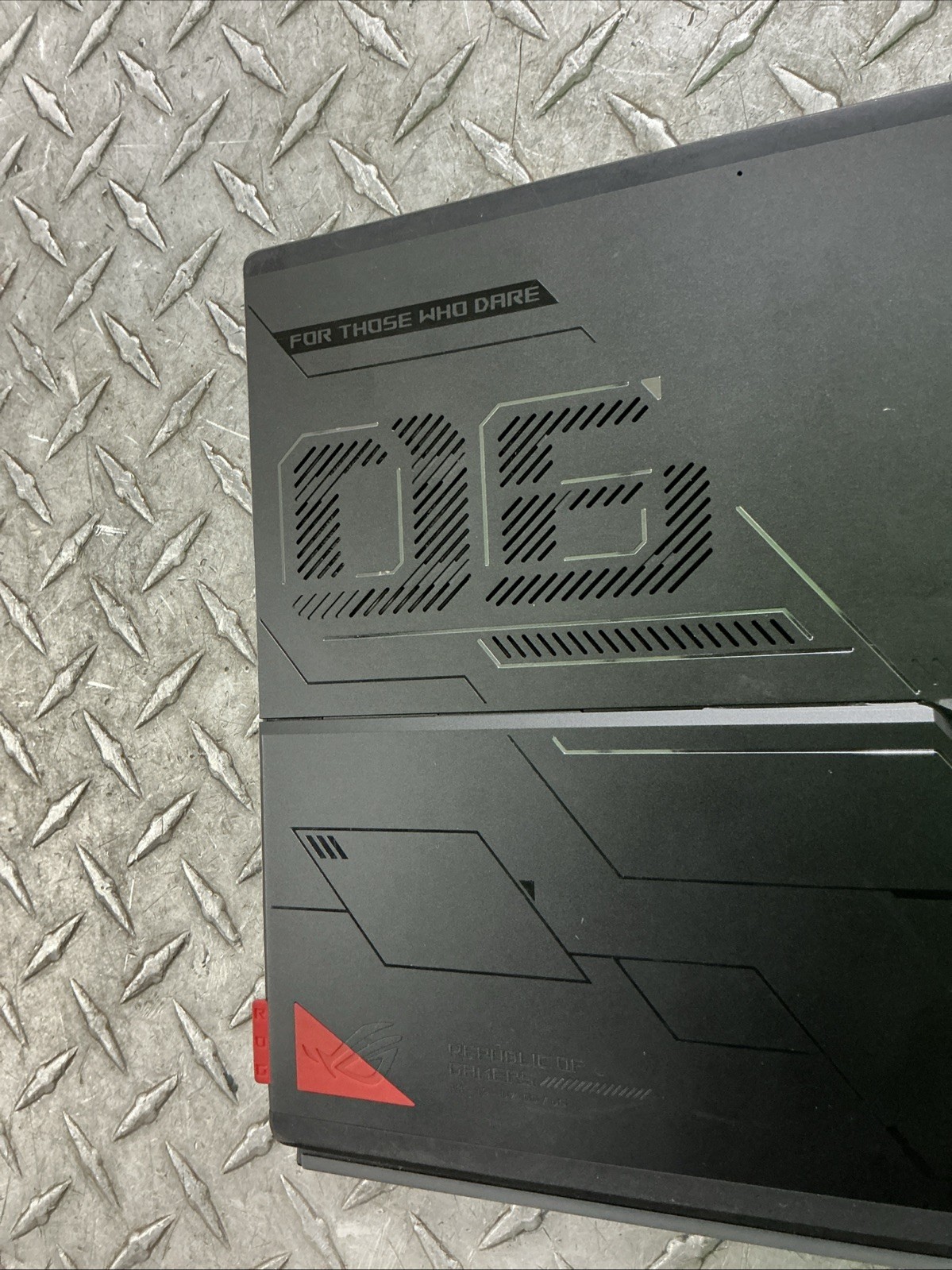 Asus ROG Flow Z13 GZ301Z 13.4″ i5-12500H 2.5GHz 16GB RAM | 1 TB SSD | Win 11 Hom