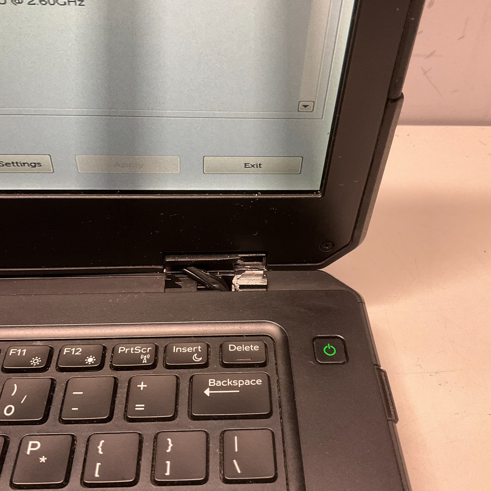 Dell Latitude 5414 Rugged Laptop Intel i7-6600U 2.60GHz 8GB NO HDD/OS/BAT READ