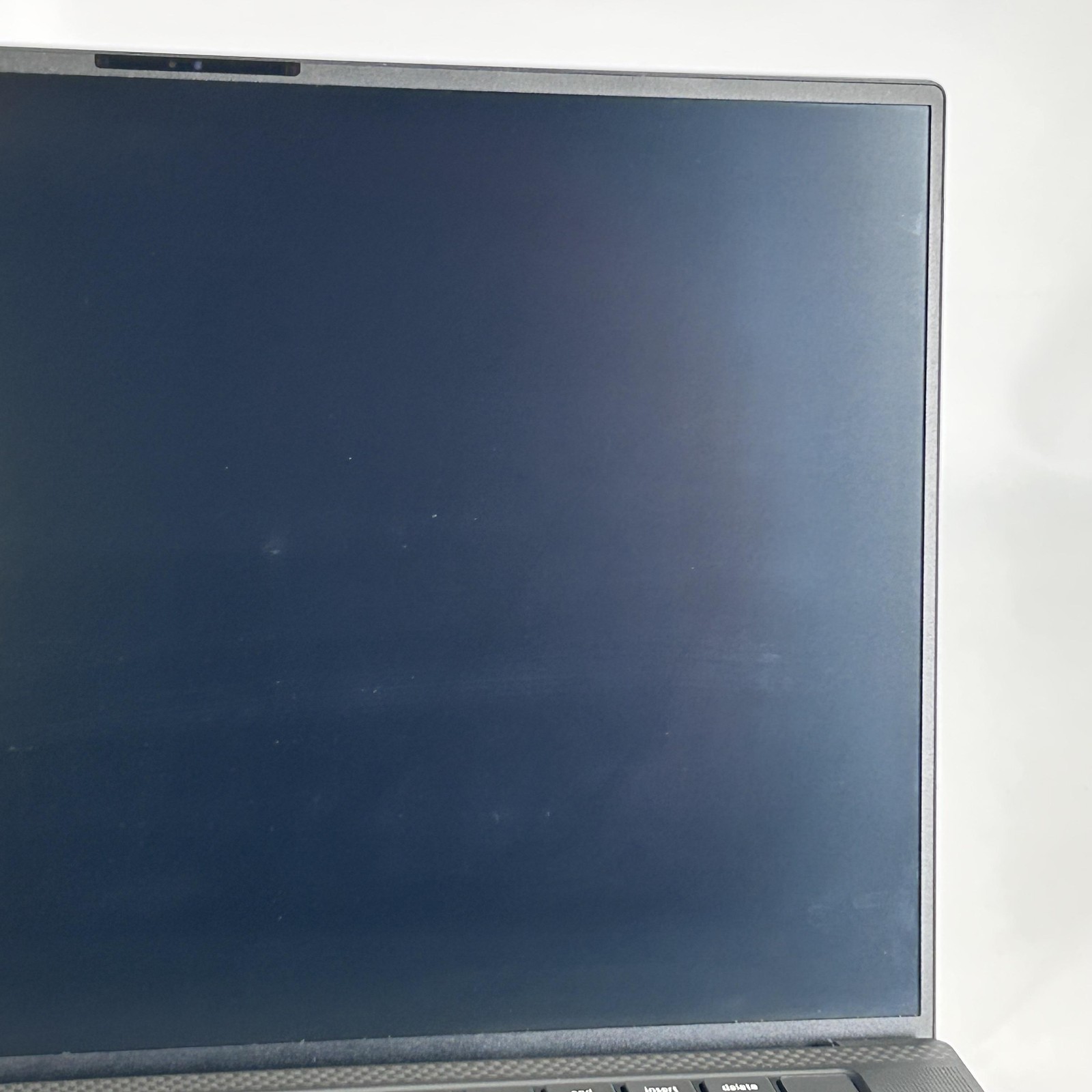 Dell XPS 15 9520 Silver FHD+ 2.3 GHz i7-12700H 32GB 1TB SSD NVIDIA RTX 3050 Good