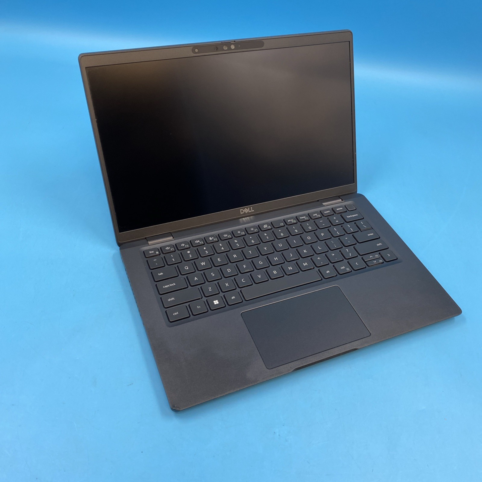 Latitude 7430 | i5-1240P | 16GB RAM | 256GB SSD | NO OS | 68% BATTERY