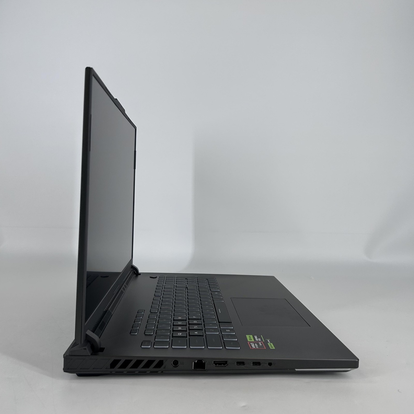 Asus ROG Strix G18 G814 144Hz FHD+ 2.5 GHz Ryzen 9 9955HX 16GB 2TB SSD RTX 5060
