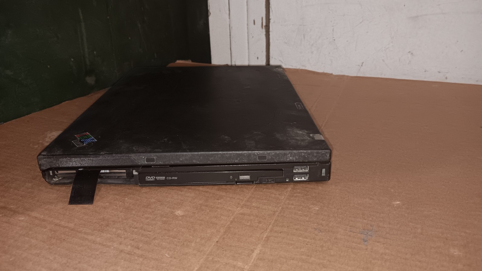 Lenovo Thinkpad T60 Laptop intel Core 2 Duo 2.16 GHz 15.4″ LCD Screen Type 8741