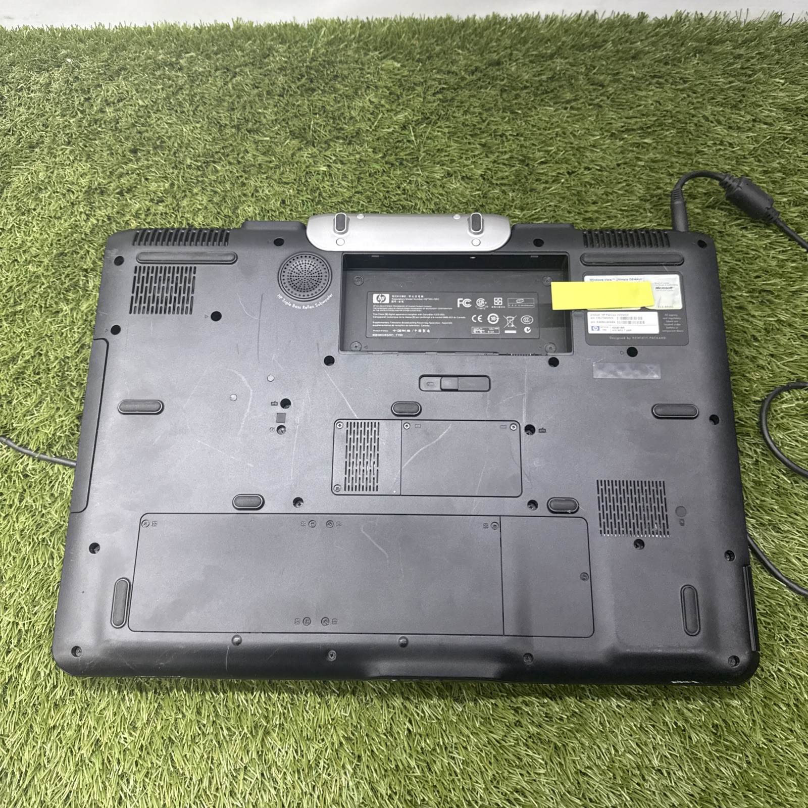 HP pavilion hdx 9000 DRAGON Laptop Win 7 Intel Core2 240 HDD 2 GB Ram RARE