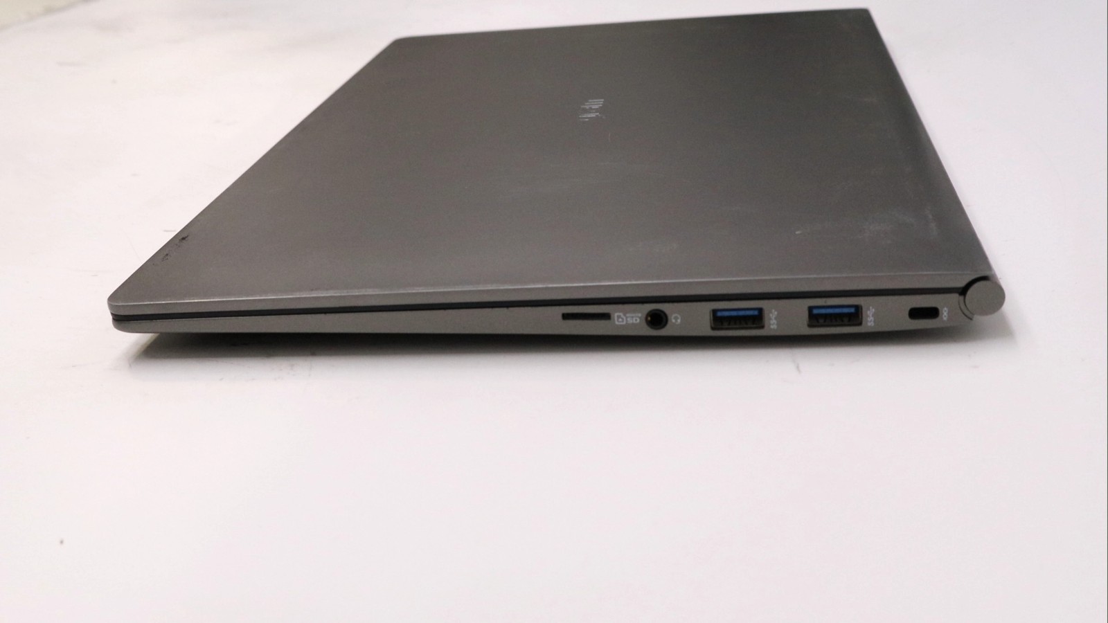 Lg electronics 15Z995-R.AAS9U1 15″ i7-10510u 16GB 1TB – Good READ DESC