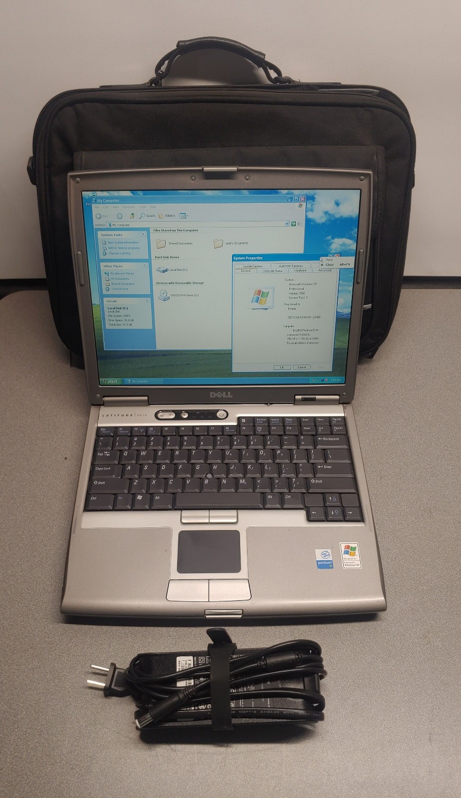 Dell Latitude D610 Intel Pentium M 1.6GHz, 2GB RAM, 40GB HDD, Windows XP w/ Bag