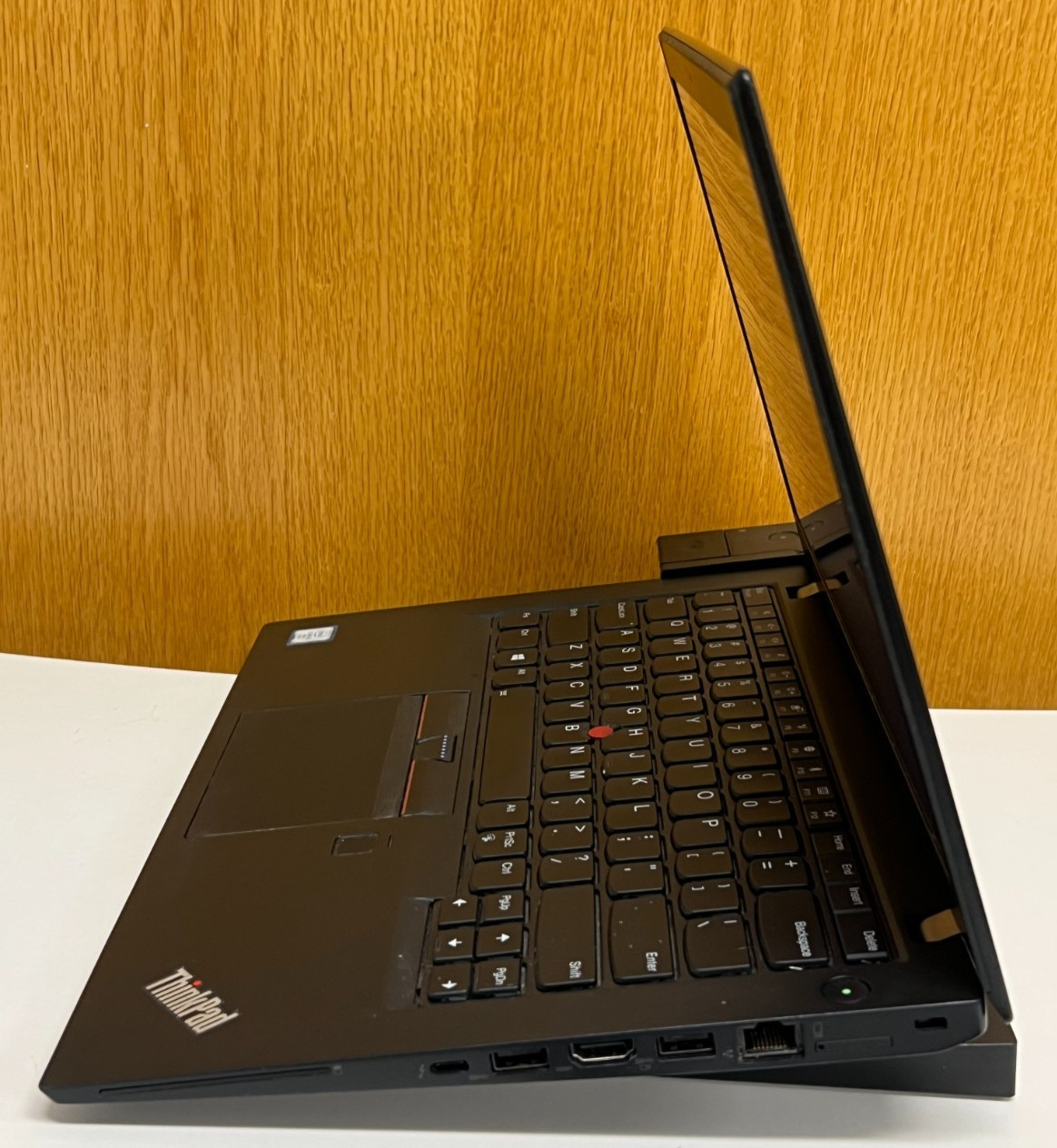 Lenovo ThinkPad T470s + Len Ultra Dock ( i5-6th, 8GB RAM, 256GB SSD ) Win 11 Pro