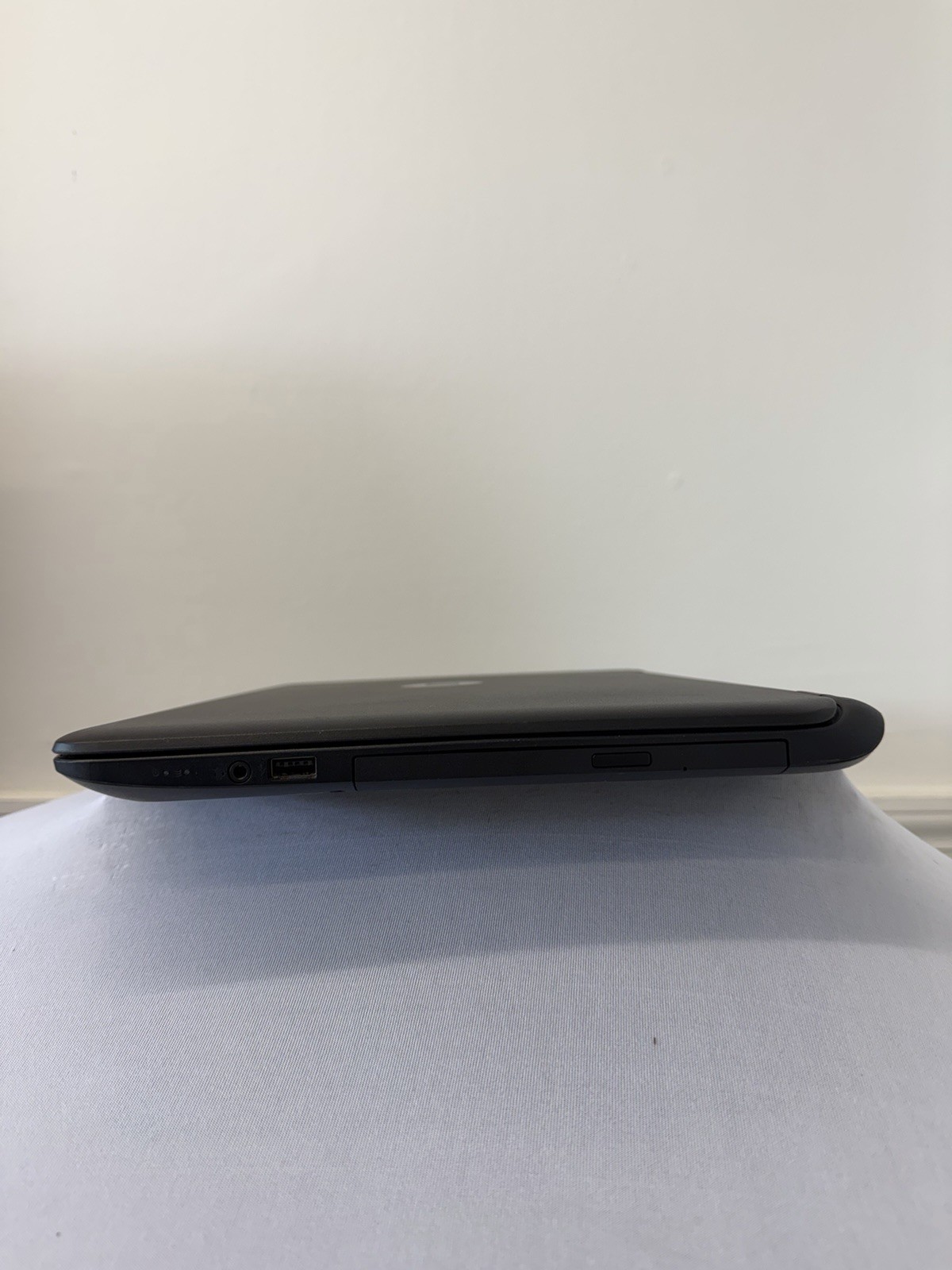 HP Notebook 15 Laptop – Good Screen – Intel Celeron N2840 – Read Des