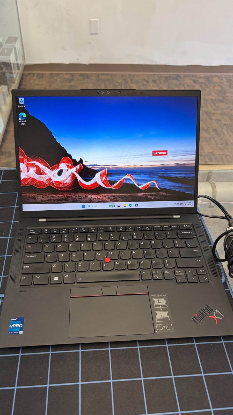 Lenovo ThinkPad X1 Carbon Gen 11 14” 512GB SSD Intel i7-1365 32GB Ram Win11 Pro