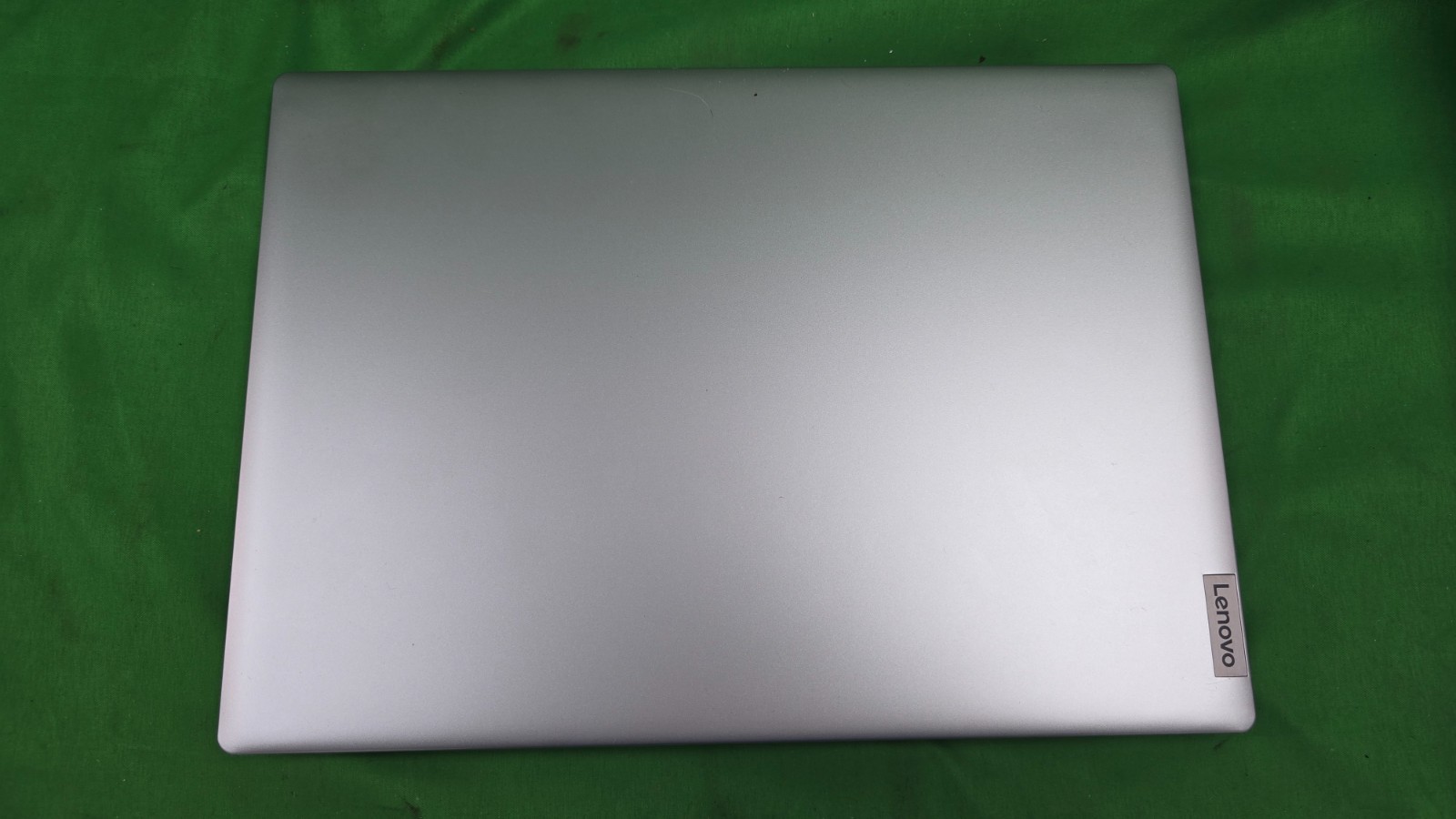 Lenovo IdeaPad 1 14″ (W10, 64 GB eMMC, AMD A6 A6-9220e, 1.60 GHz, 4GB) TESTED