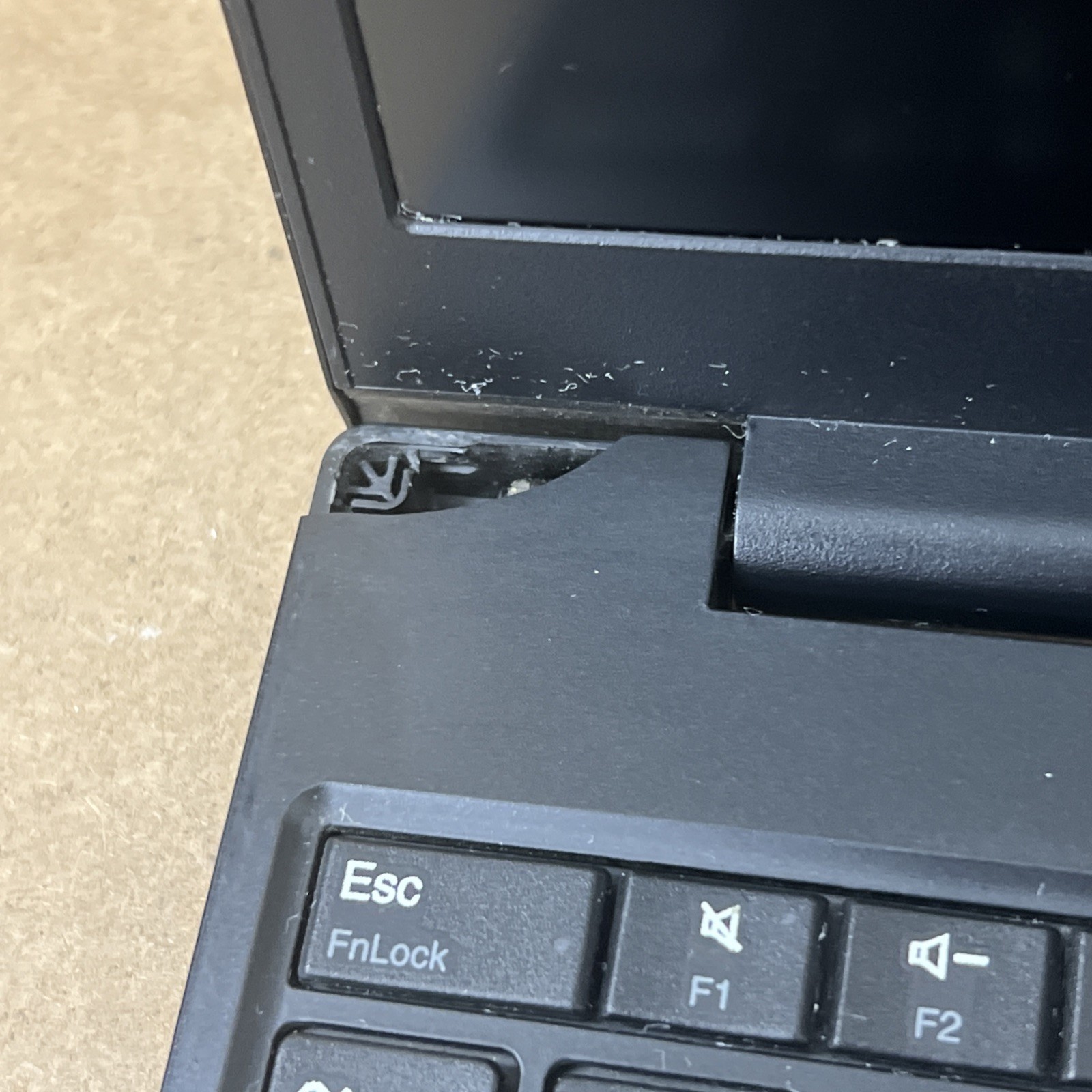 Lenovo ThinkPad E15 Gen 2 AMD Ryzen 5 4500U 8GB Ram – Fair *No SSD/OS, Low Batt*