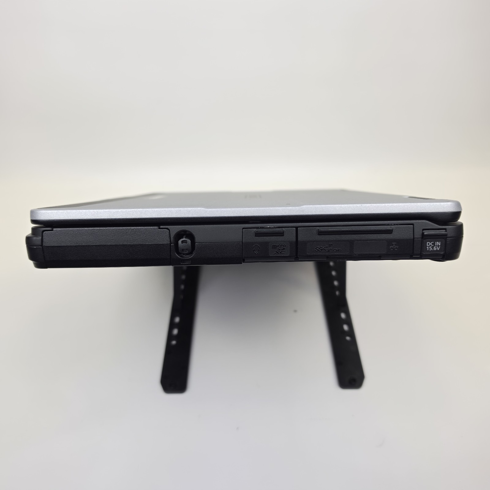 Panasonic Toughbook FZ-55 MK2 FHD I7-1185G7 32GB 512 NO OS/AC