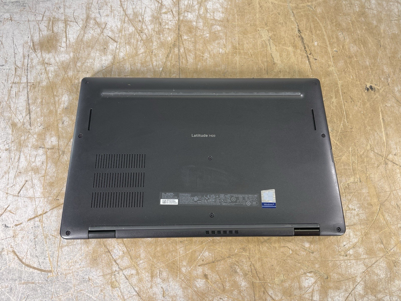 DELL LATITUDE 7420 i5-1145G7 @ 2.60GHz, 16GB RAM, NO HDD/OS