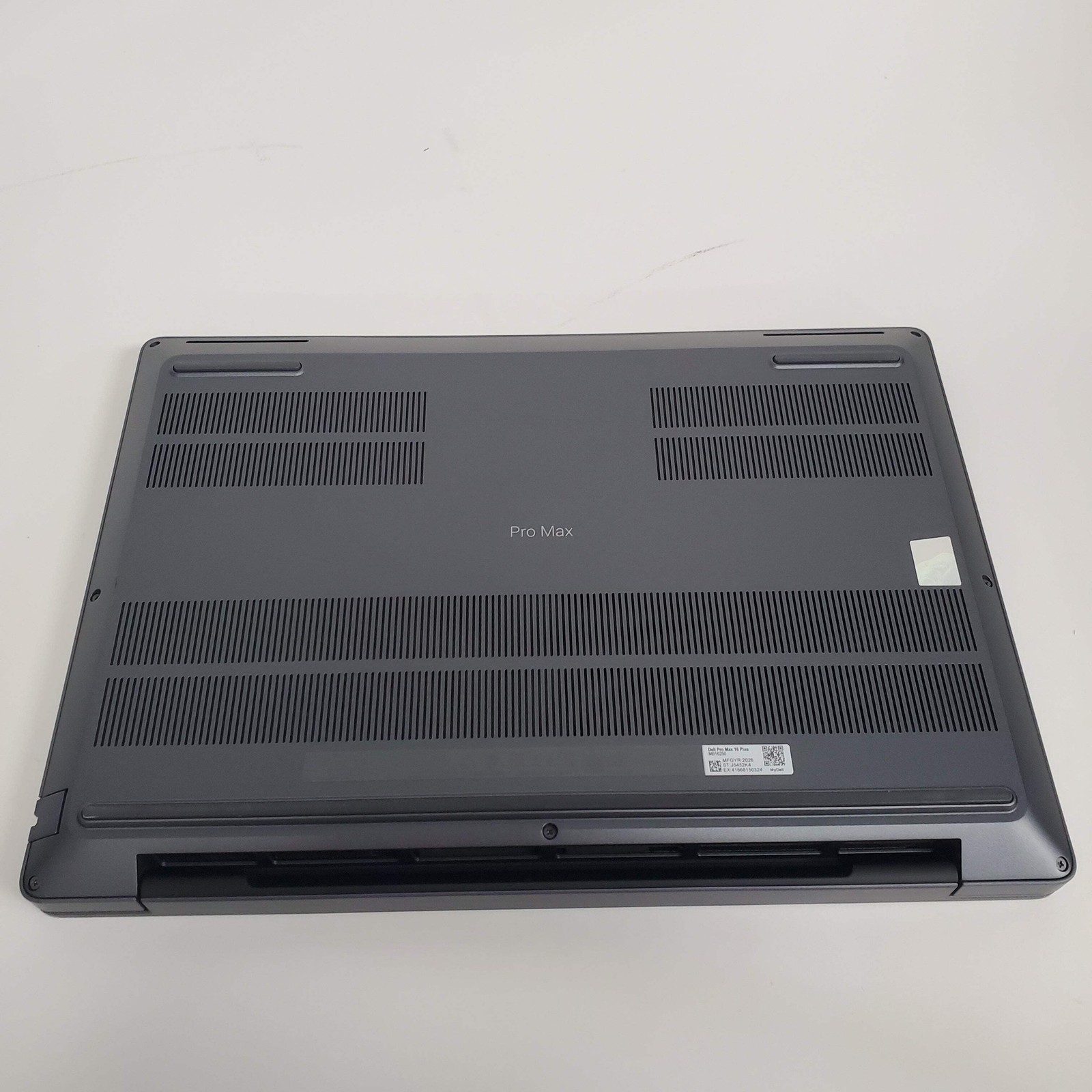 Dell Pro Max 16 Plus MB16250 16″ Core Ultra 7 255U 5.1GHz 32GB RAM 1TB SSD RTX