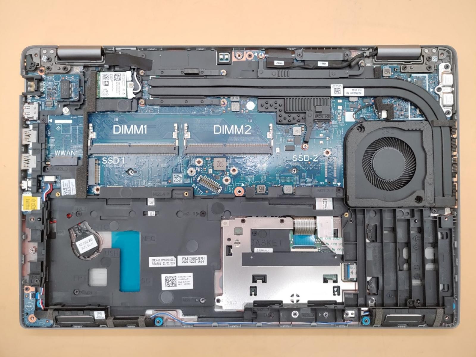 Dell Precision 3560 15.6″ i7-1185G7 *NO BATT/SSD/RAM/AC* *BROKEN LCD***NO POWER*