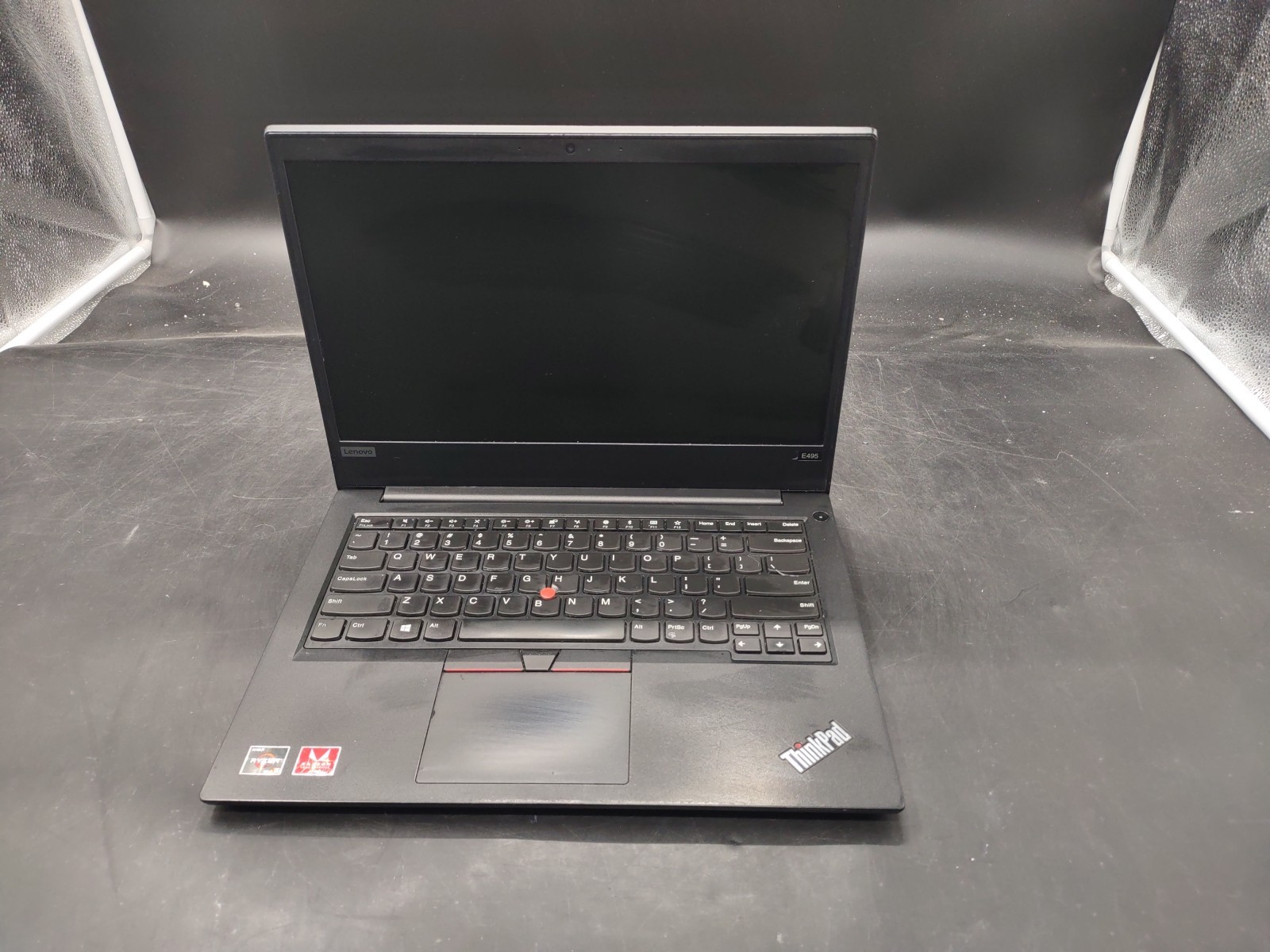 Lenovo Thinkpad E495 AMD Ryzen 5 3500U 6GB RAM NO SSD NO OS