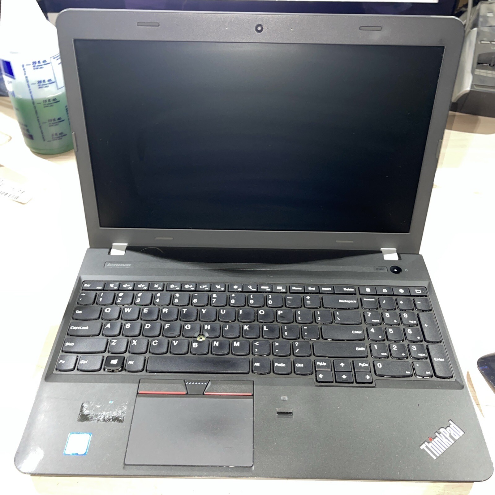 Lenovo ThinkPad E560 Intel Core i5-6200U 2.30GHZ 8GB RAM NO HD