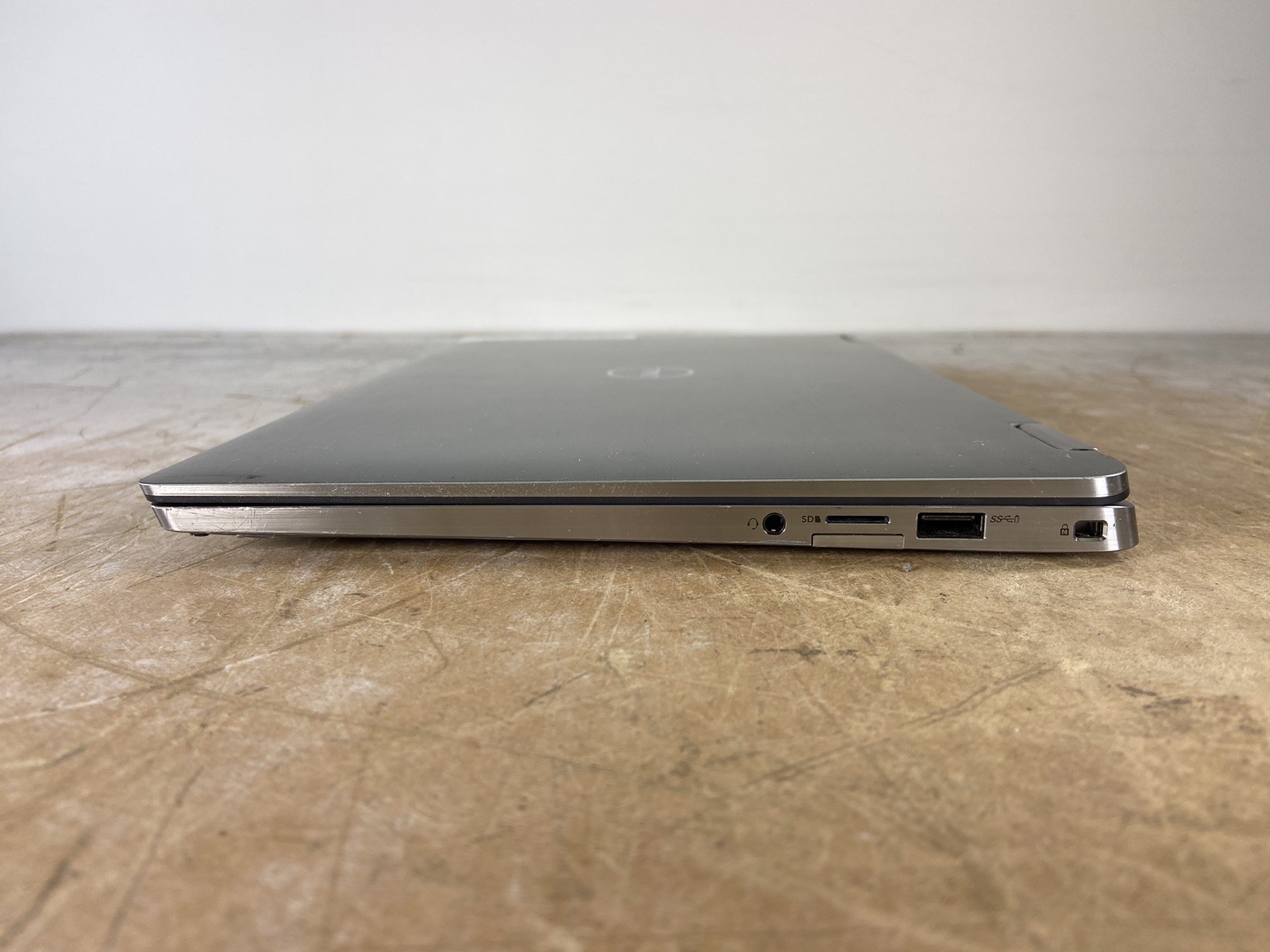 DELL LATITUDE 7400 2-IN-1 i5-8365U @ 1.6GHz, 16GB RAM, NO HDD/OS