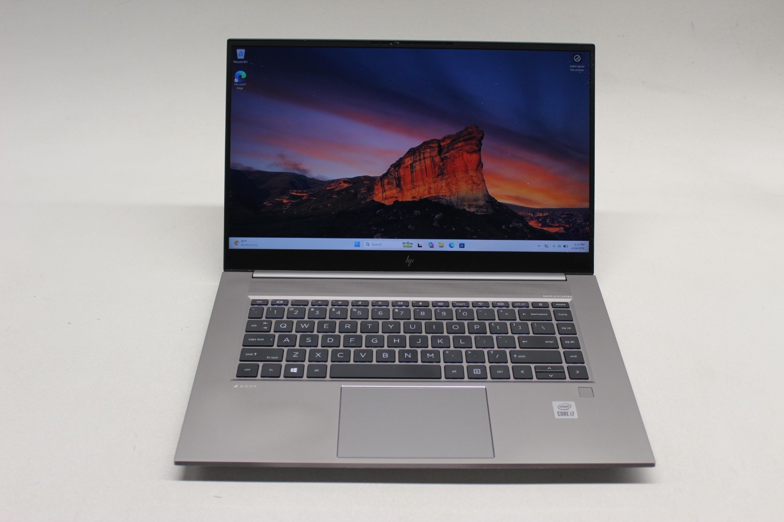 HP ZBook Studio G7 I7-10850H 512GB NvME 32GB DDR4 Win11P Nvidia QuadroT1000
