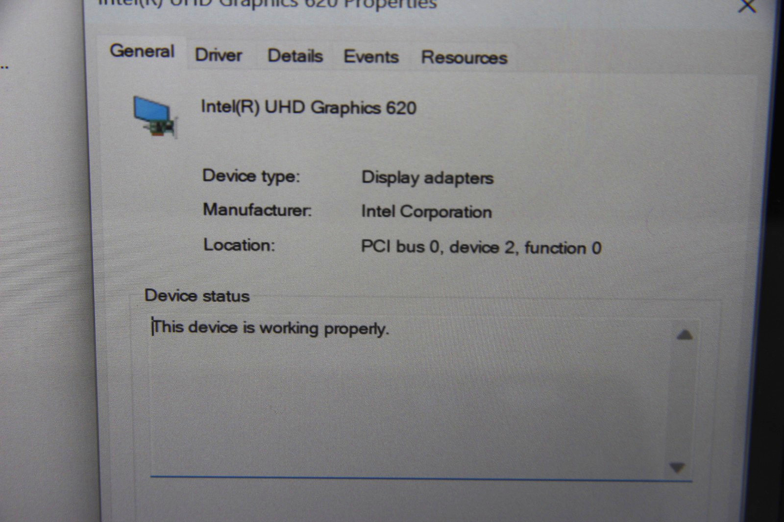 Dell Insprion 7386 13.3″ Laptop i5-8265U 8 GB RAM 256 GB SSD Win 11 w/Charger