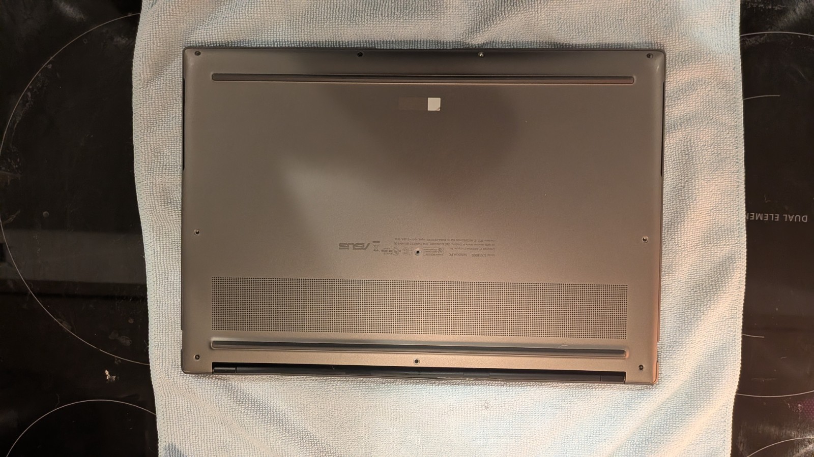ASUS Zenbook S 14 14-inch 120Hz 3K OLED Touch Intel Core Ultra 7 2TB