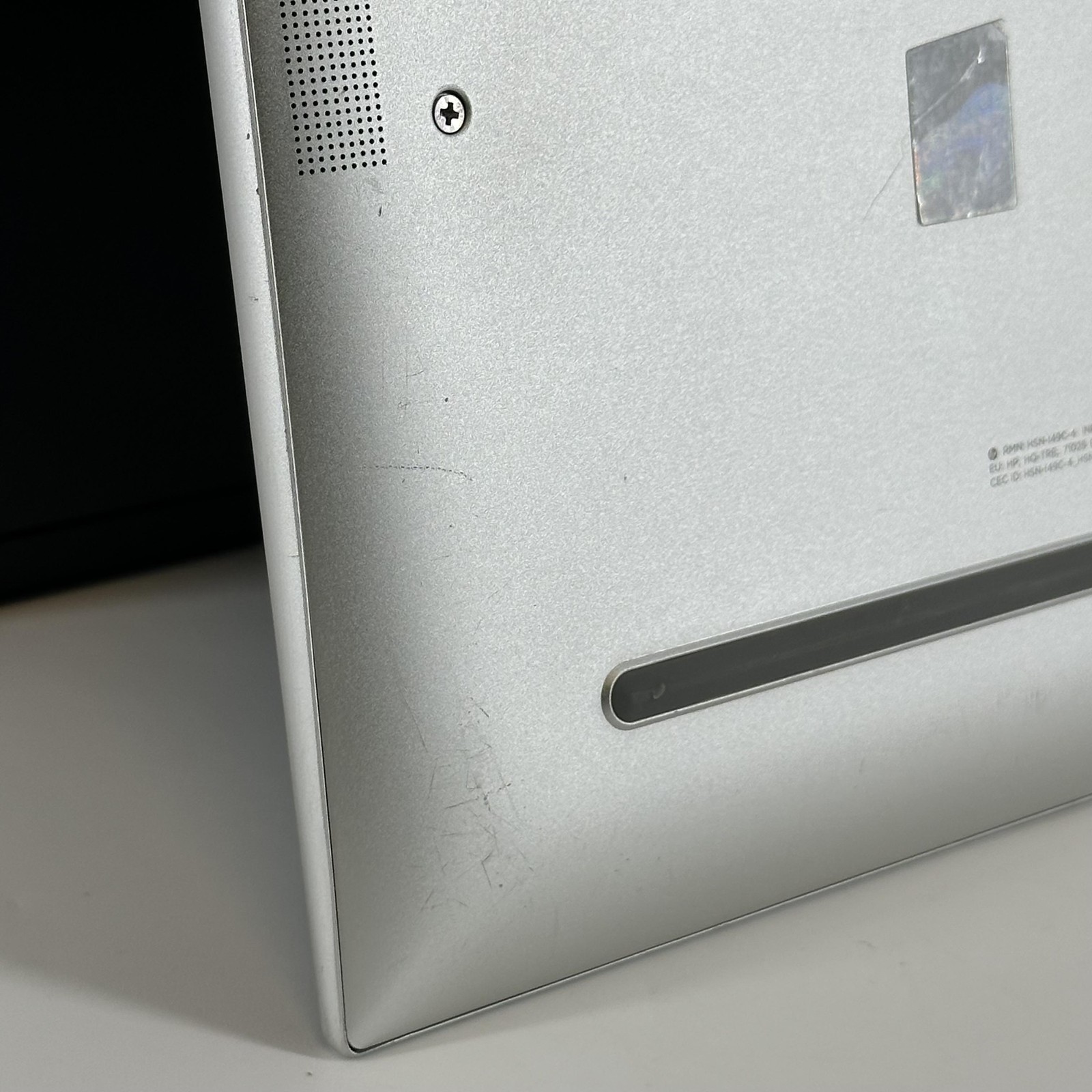 HP Elitebook 845 G10 14 FHD+ 3.3 GHz Ryzen 7 PRO 7840U 16GB 512GB SSD Good