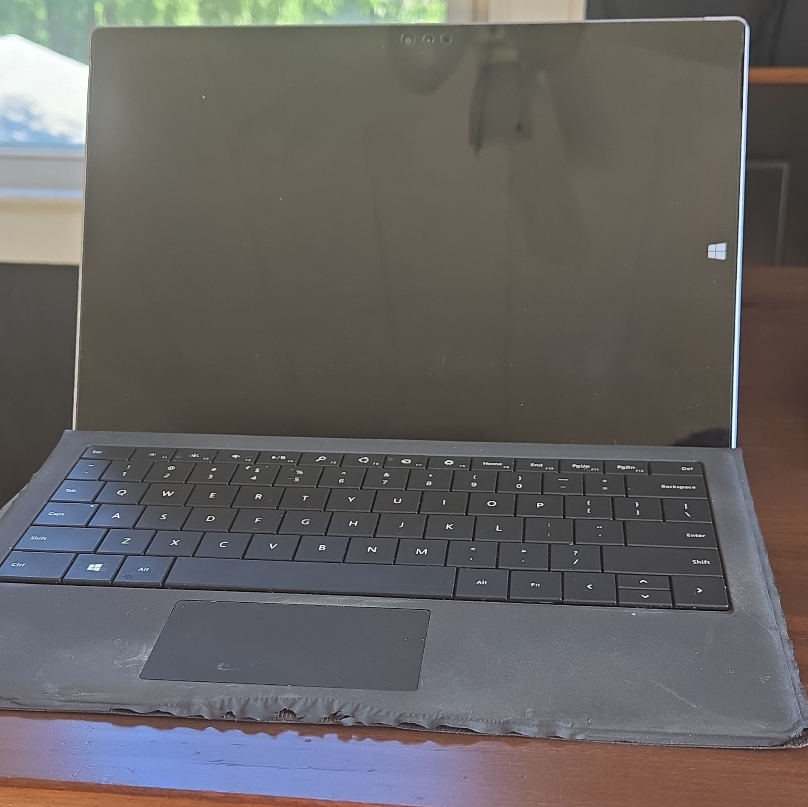 Microsoft Surface 128GB Windows 8 Pro Convertible w/ Keyboard Cover
