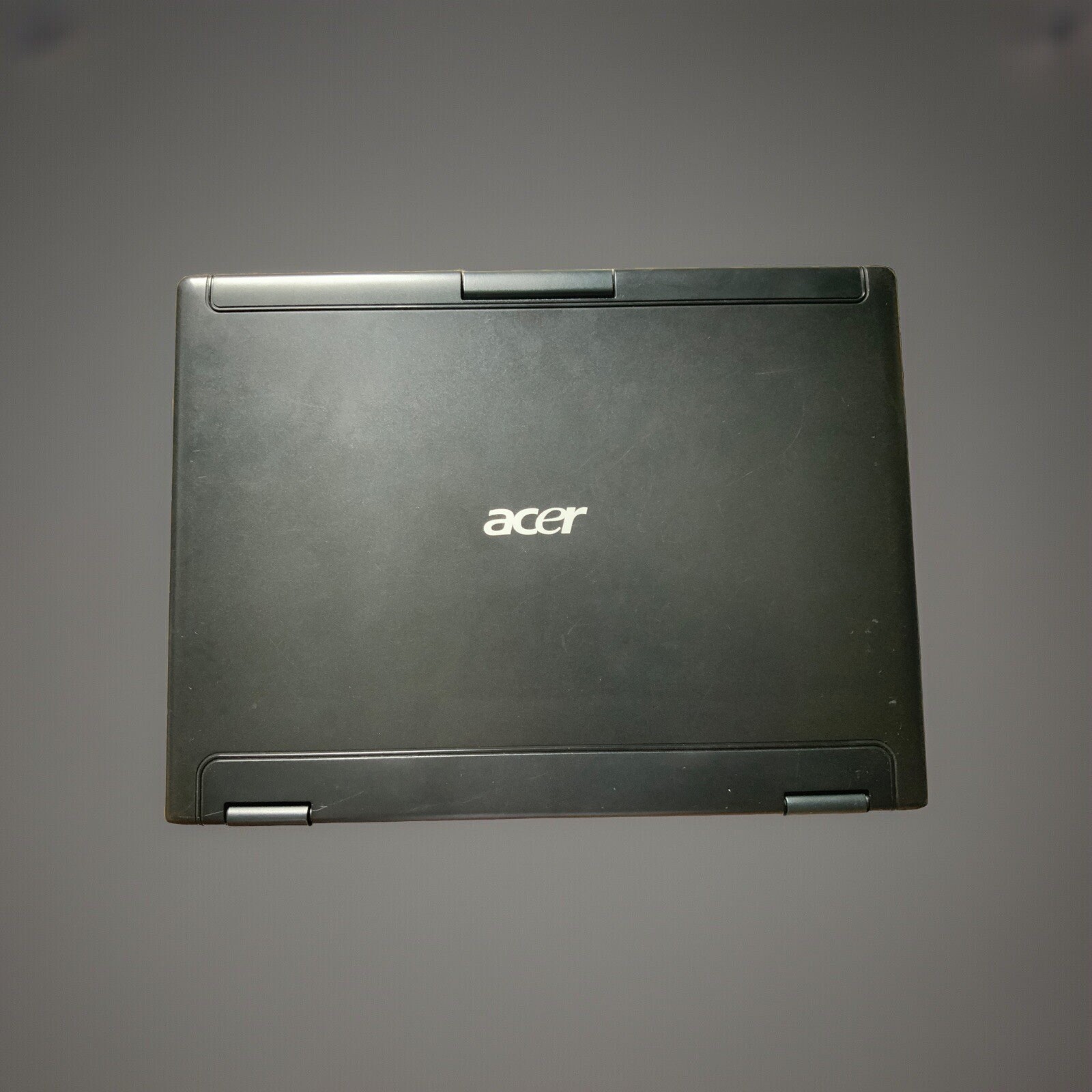 Acer Aspire KAW60 Laptop – Stuck on “Just a Moment” Screen – For Parts/Repair
