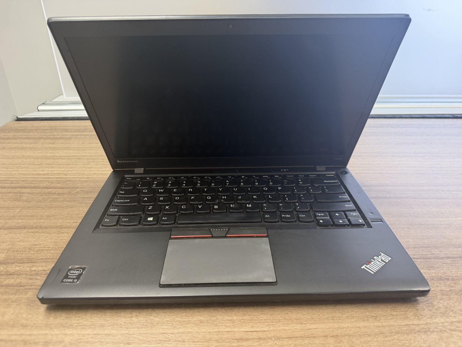 LENOVO THINKPAD T450S CORE I5 5TH DDR3 4GB RAM 14GB SSD USED