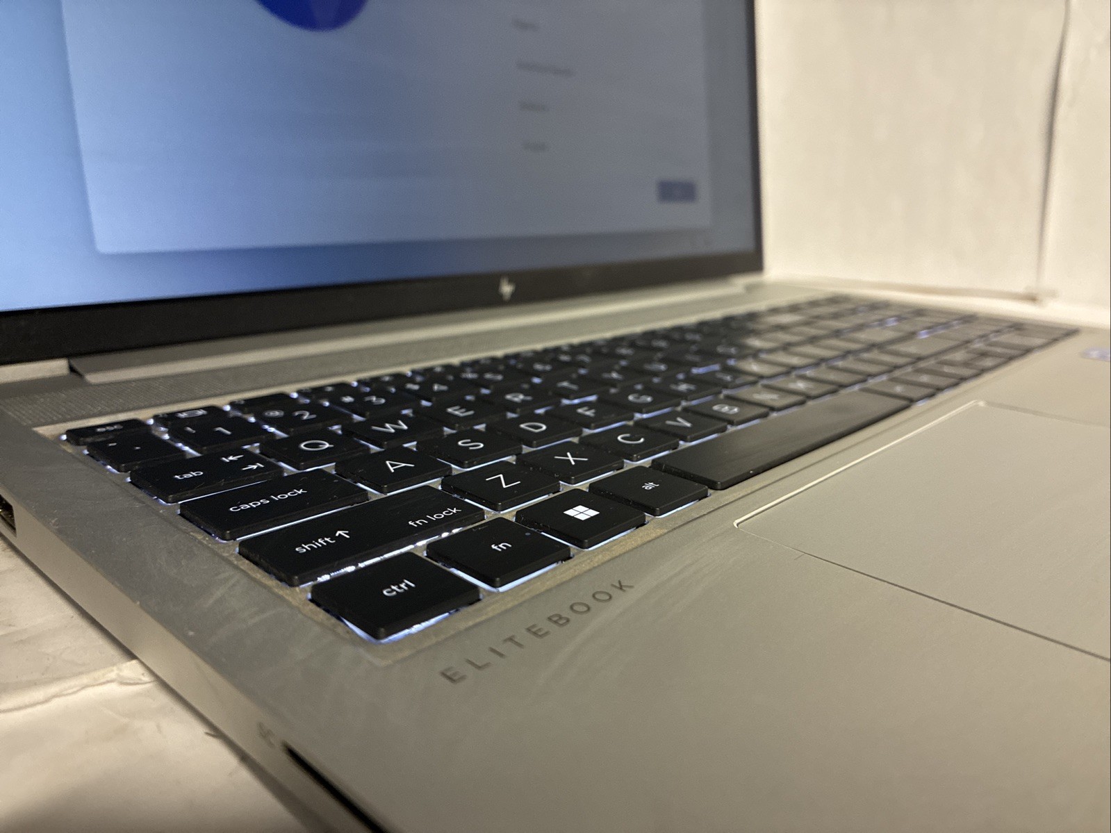 HP EliteBook 650 G9 15.6″ i5-12th Gen 16GB RAM 256GB SSD Win 11 – Charger – used
