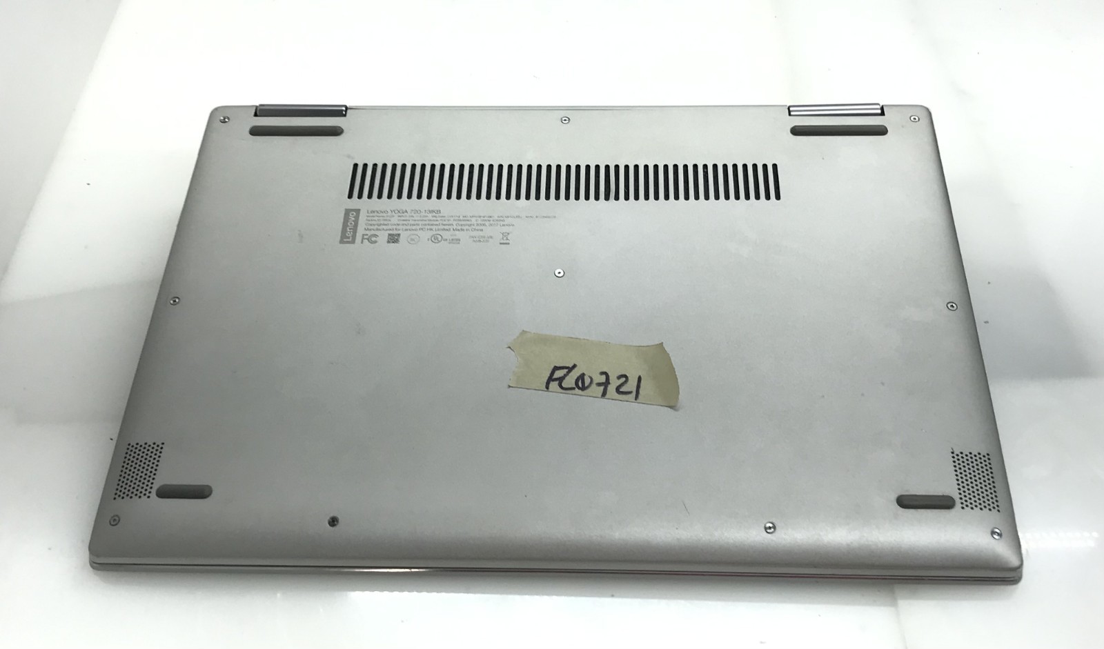 LENOVO YOGA 720-131KB i5-8250U@1.60GHz 8GB RAM 256GB NVMe W11H *READ