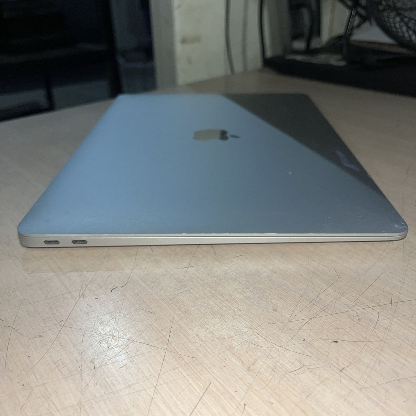 APPLE MACBOOK AIR 13″ SCISSOR, 2020 CORE I3-1000NG4 1.1GHZ 8GB RAM 256SSD