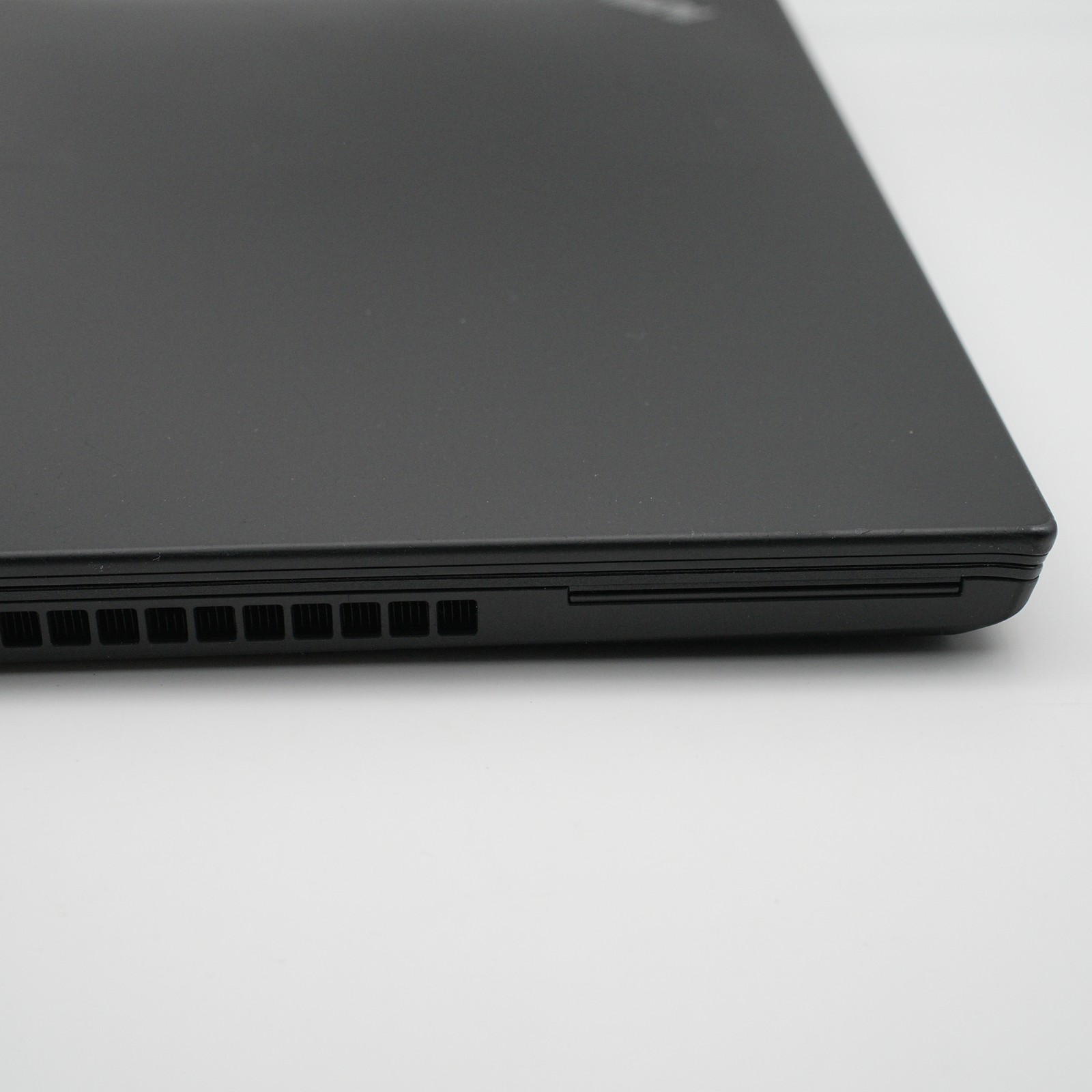 Lenovo ThinkPad T480 512GB 16GB RAM i7-8650U 14in Black (READ DESCRIPTION)