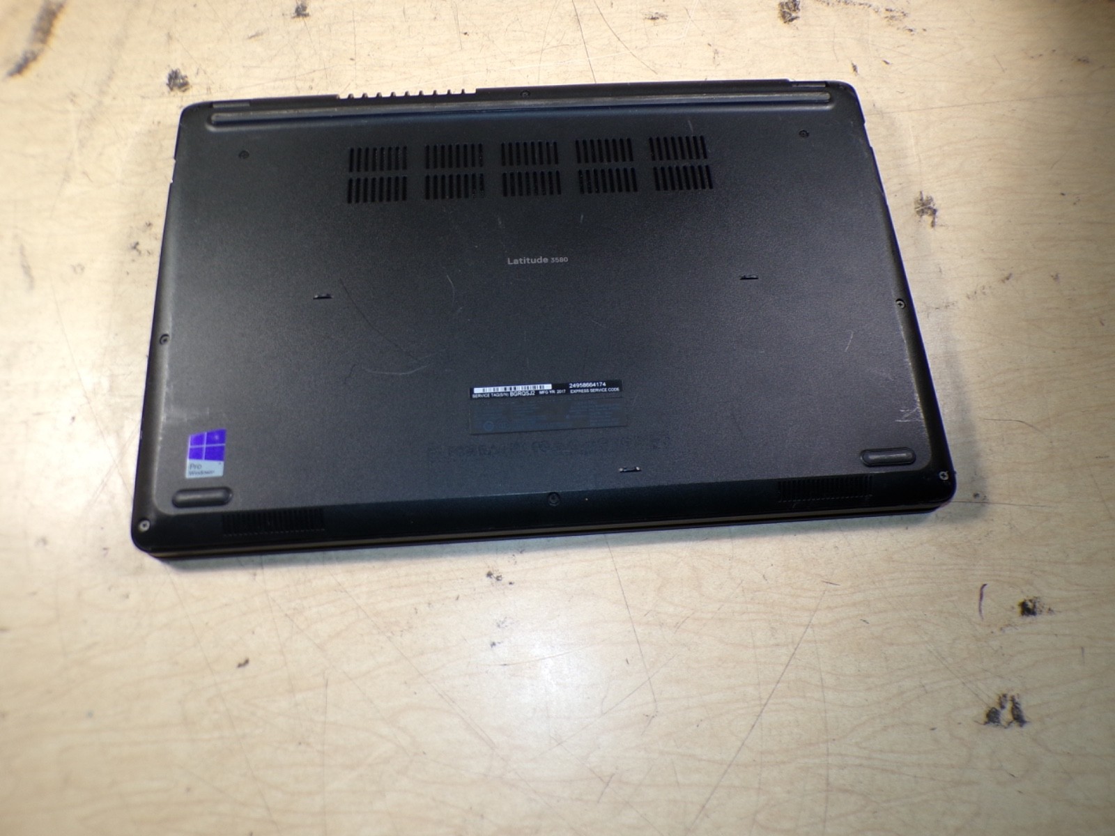 DELL LATITUDE 3580 INTEL CORE I5-7200U 2.50GHZ 8GB RAM **NO HD/ NO CADDIE/ NO OS
