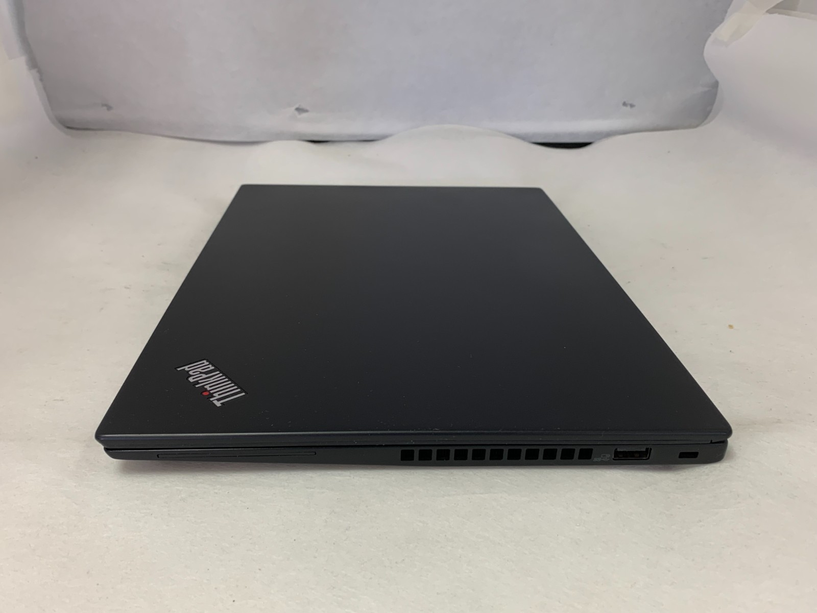 Lenovo ThinkPad T490s 14″ i7-8665U 1.9GHz 8GB 256GB W11P