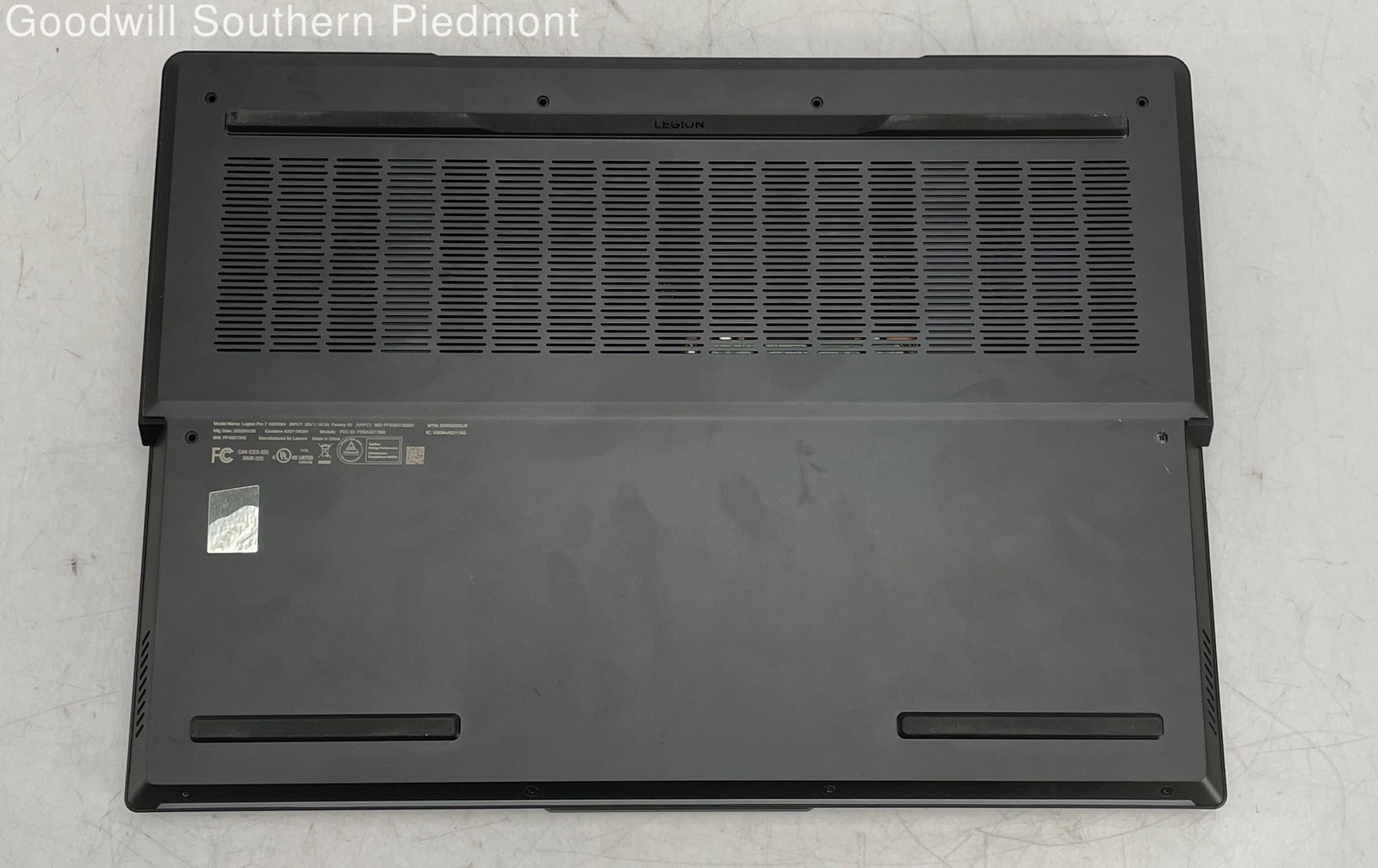 Lenovo Legion Pro 7-16IRX8H 240Hz Intel i9-13900HX 32GB RAM 2TB SSD RTX 4080