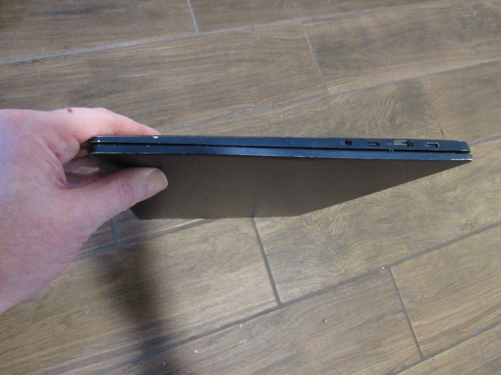 LENOVO IDEAPAD 16AHP9 2-in-1 16GB RAM 1TB SSD 16″ FHD+ TOUCHSCREEN GOOD