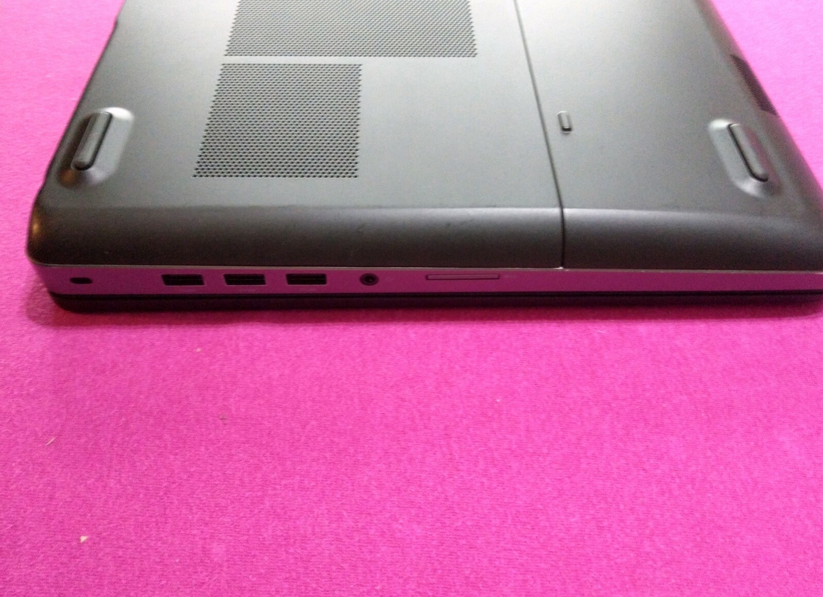 Dell Precision 7710 I7-6820hq 2.7-3.6Ghz 16GB 512GB SSD NVIDIA P3200 AX200 W11