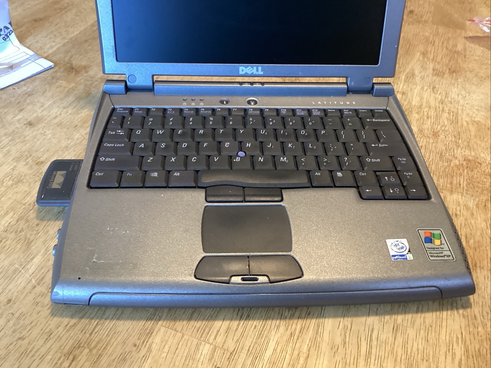 DELL LATITUDE C400 LAPTOP PENTIUM III 1.20GHz 256MB 30GB HDD WINDOWS XP