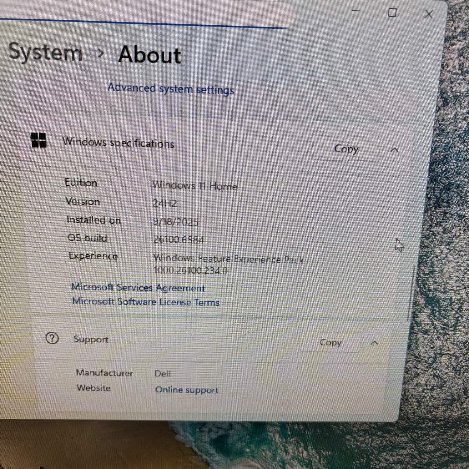 Dell Inspiron 5400 23.8″ i3-1115G4 3.0 GHz 8GB RAM 256GB SSD