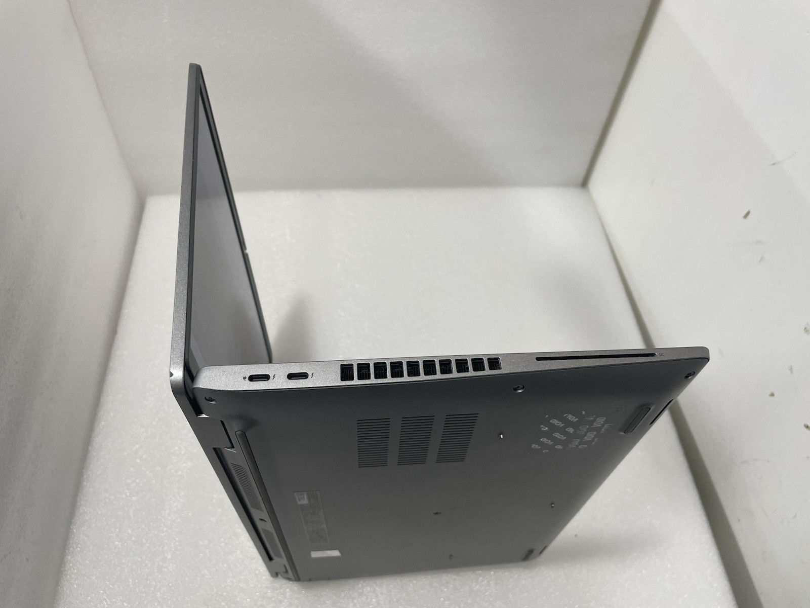 Dell Latitude 5520 256gb Nvme Win 11 i5-1145G7 4 Core 2.60ghz 16gb RAM Webcam 8