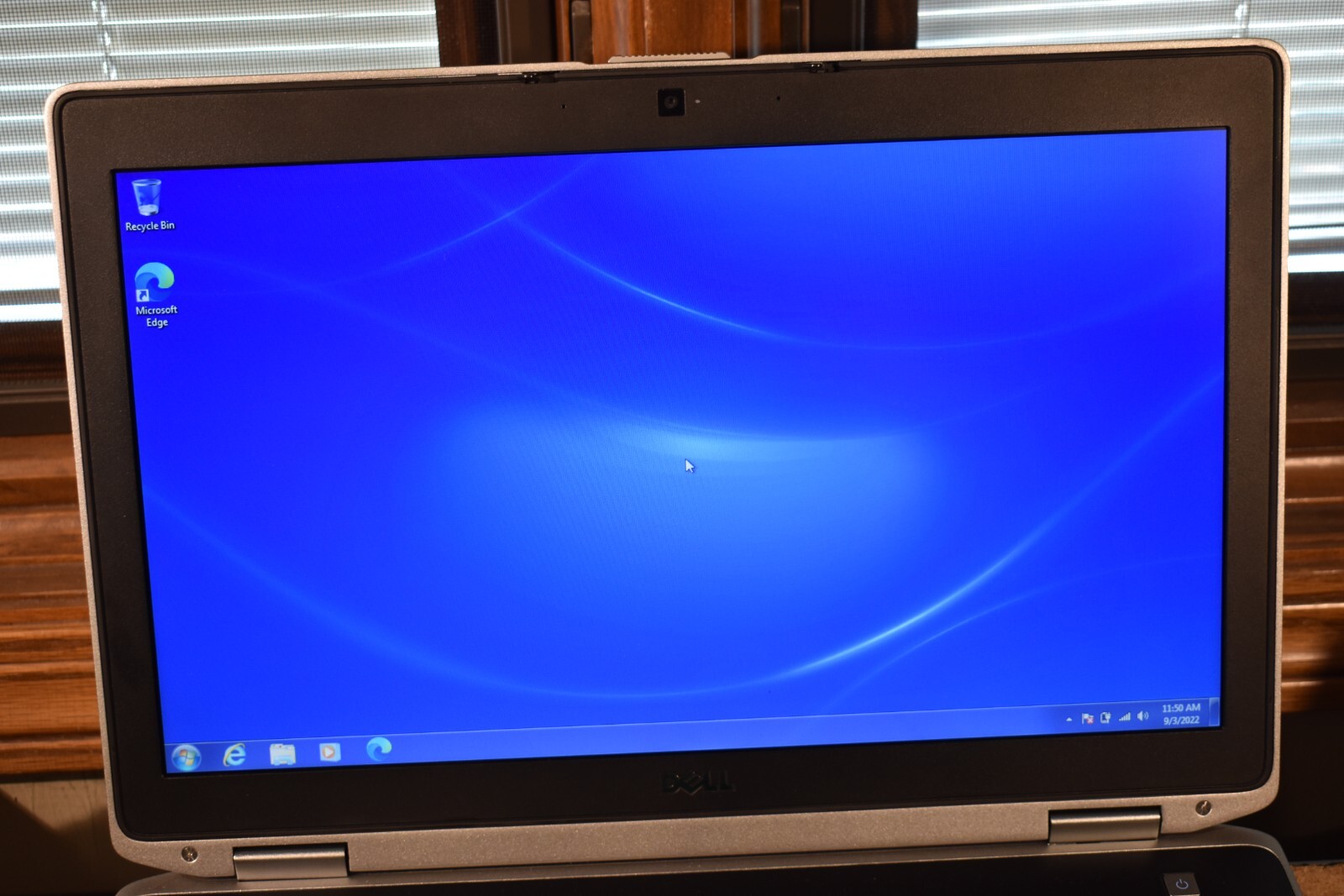 Dell Latitude E6520 Intel Core i5-2520M 4GB RAM 240GB SSD Windows 7 Pro 32-bit