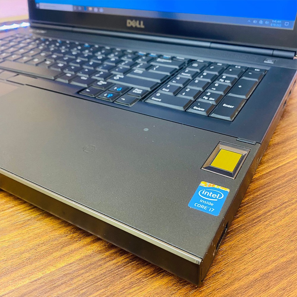 Workstation DELL M6800 17.3″ TOUCH i7-Quad FAST 3TB SSD 32GB Quadro K4100M 4GB