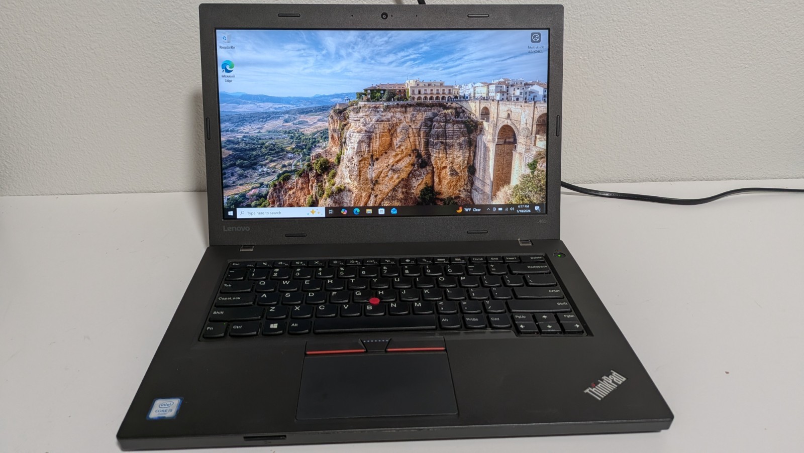 Lenovo Thinkpad T460, Core i5-6200U 2.4GHz, 8GB RAM, 300GB HD Win10 Pro