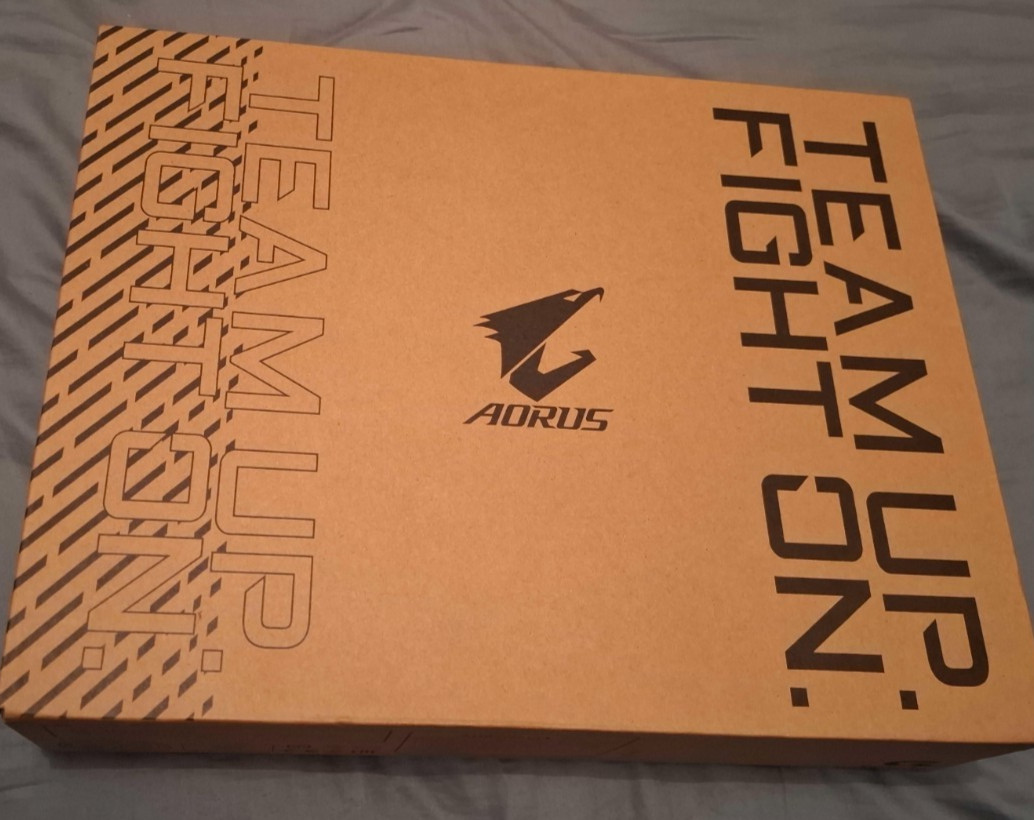 AORUS 16X (2024) 9SG- INCLUDES CHARGER & ORIGINAL BOX, LIKE NEW- GREAT CONDITION