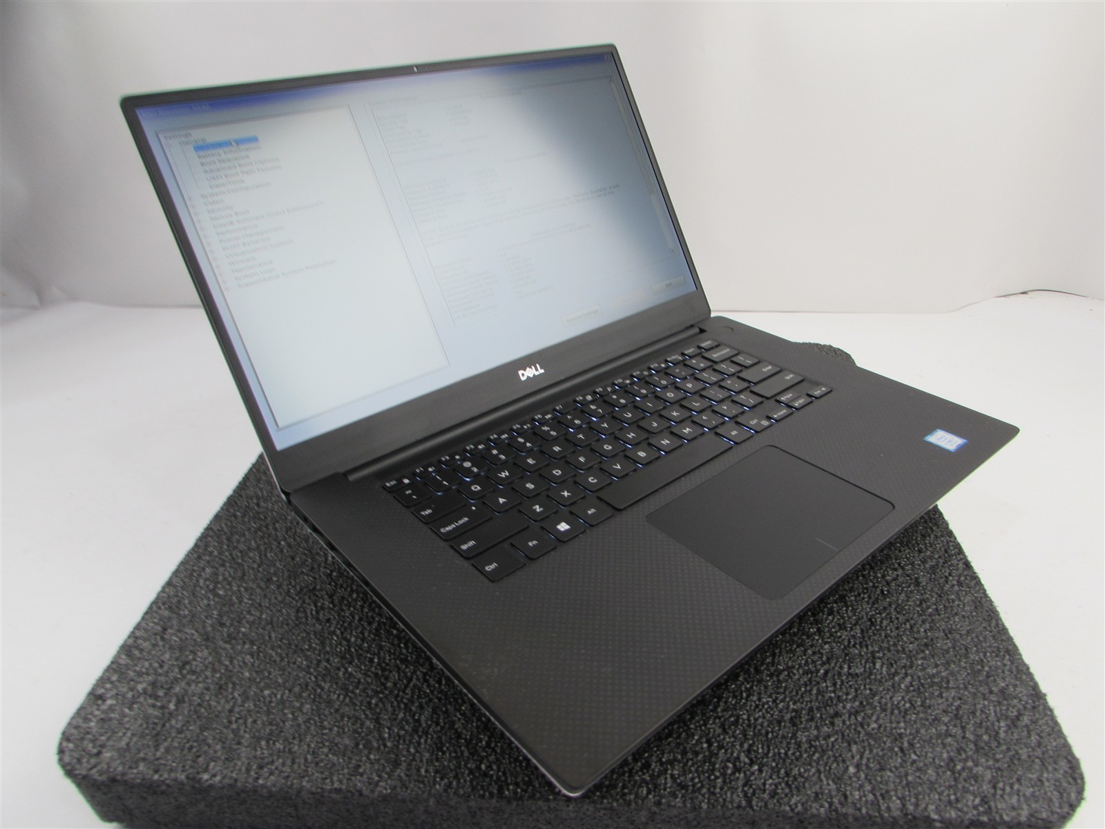 DELL PRECISION 5540 1920X1080 FHD I7-9850H 512GB SSD 32GB RAM T2000 NO O.S