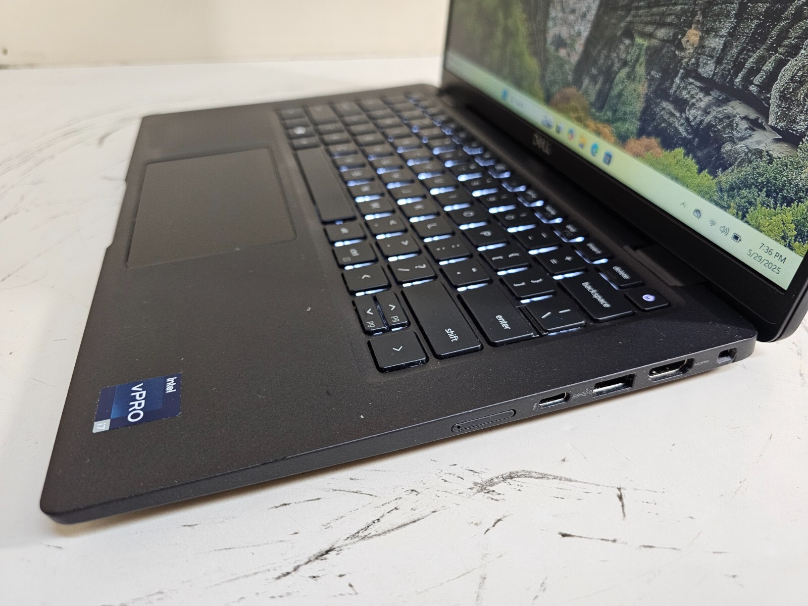Dell Latitude 7430 Laptop -Core i7-1265U 16GB 256GB SSD – Touch – 14.1″