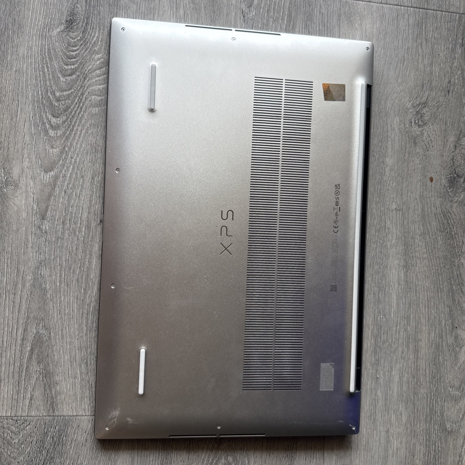 Dell XPS 17 9720 Intel i9-12900HK, 64GB RAM, 2TB SSD, NVidia GeForce RTX 3060