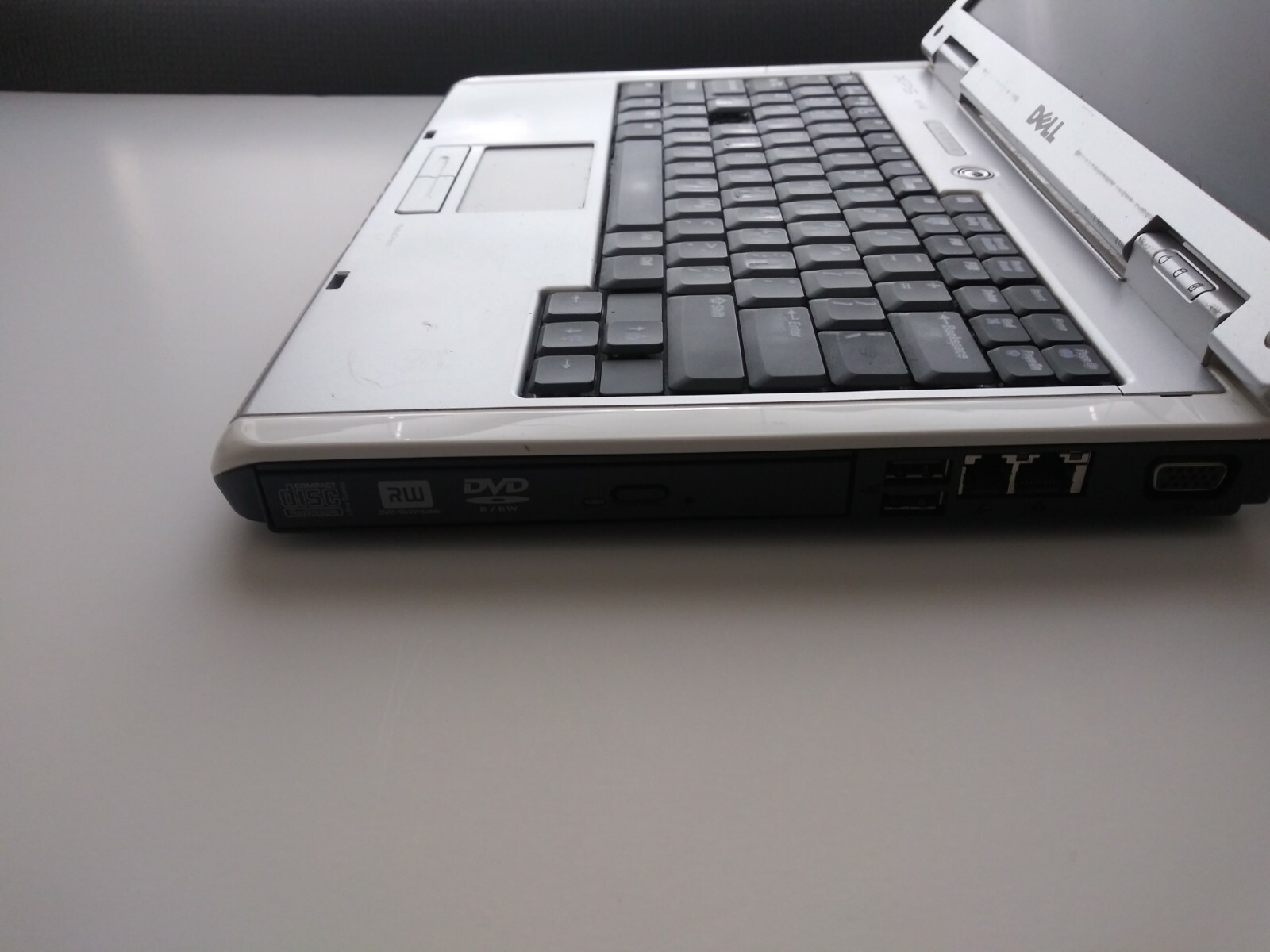 Dell XPS M140 Laptop  Intel Pentium M 740 (1.73GHz) – 770 (2.13 GHz)