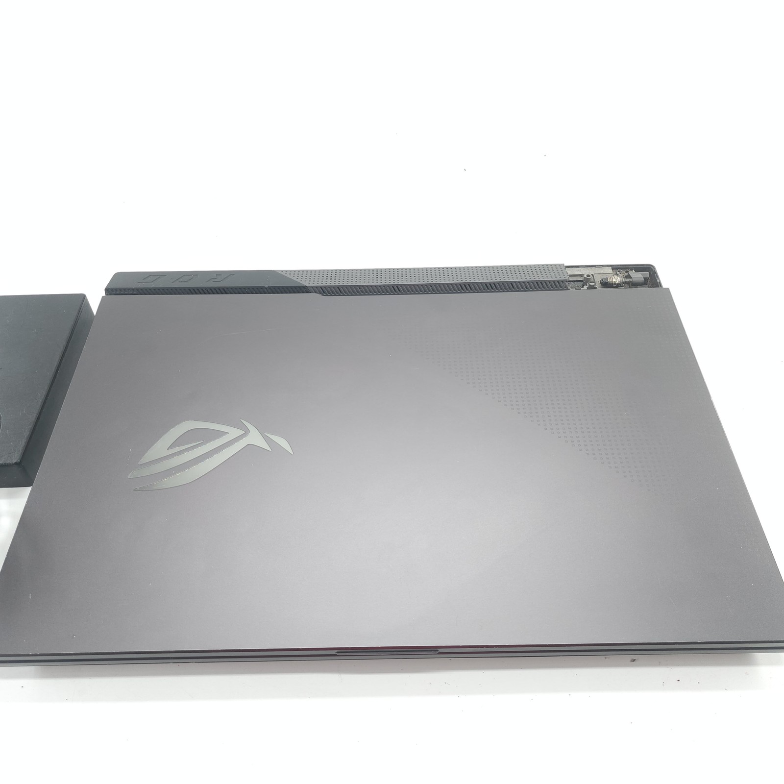 Asus ROG Strix G17 Ryzen 7 5800H 3.2GHz 16GB RAM 512GB RTX 3050 Ti **READ